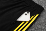 25-26 Manchester United (Training clothes) Set.Jersey & Short High Quality
