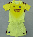 Kids kit 25-26 Real Madrid (Goalkeeper) Thailand Quality