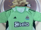 25-26 Newcastle United (Goalkeeper) Fans Version Thailand Quality