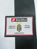 01-02 Juventus FC home Retro Jersey Thailand Quality