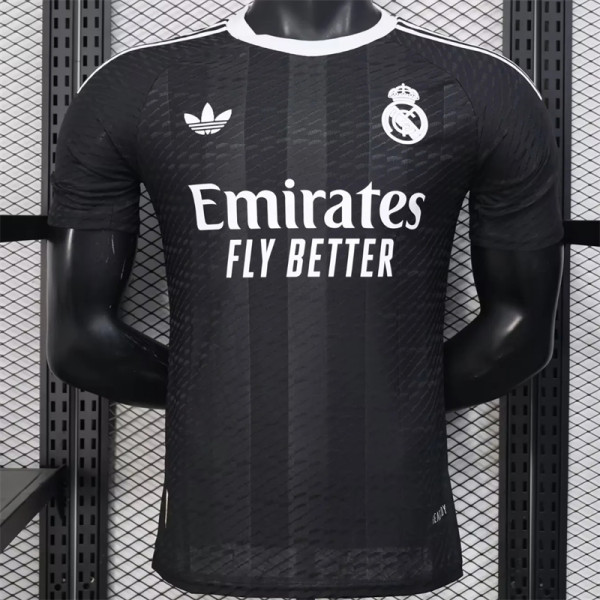 25-26 Real Madrid (Goalkeeper) Player Version Thailand Quality
