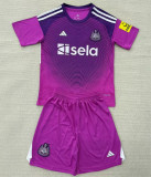 Kids kit 25-26 Newcastle United (Goalkeeper) Thailand Quality