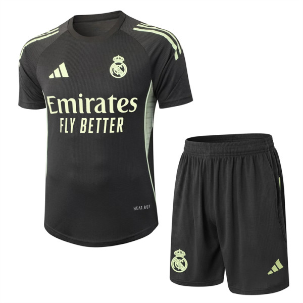 Player Version 25-26 Real Madrid (Training clothes) Set.Jersey & Short High Quality