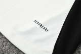25-26 Liverpool (white) Adult Sweater tracksuit set
