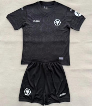 Kids kit 25-26 Wolverhampton Wanderers (Goalkeeper) Thailand Quality