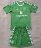 Kids kit 25-26 Manchester United (Goalkeeper) Thailand Quality
