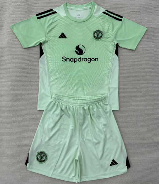 Kids kit 25-26 Manchester United (Goalkeeper) Thailand Quality