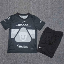 Kids kit 25-26 Pumas UNAM (Goalkeeper) Thailand Quality