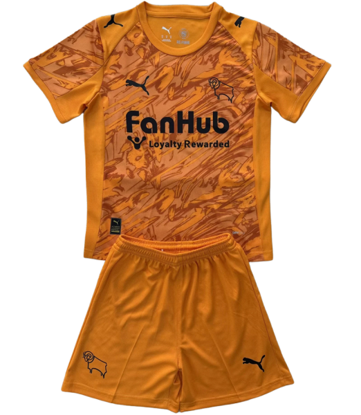 25-26 Derby County (Goalkeeper) Set.Jersey & Short High Quality