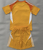 25-26 Leeds United (Goalkeeper) Set.Jersey & Short High Quality