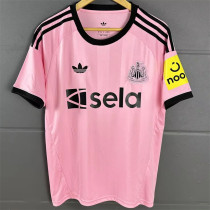 25-26 Newcastle United (Goalkeeper) Fans Version Thailand Quality