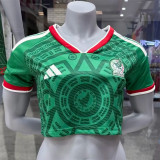 2026 Mexico home Football cheerleading squad