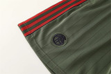 26-27 Bayern München (dark green) Set.Jersey & Short High Quality