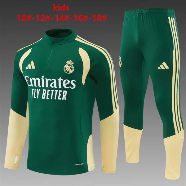 Young 26-27 Real Madrid (green) Sweater tracksuit set