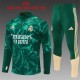 Young 26-27 Real Madrid (green) Sweater tracksuit set