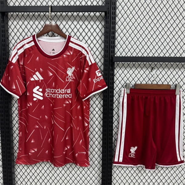26-27 Liverpool home Set.Jersey & Short High Quality