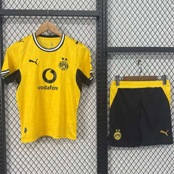 26-27 Borussia Dortmund home Set.Jersey & Short High Quality