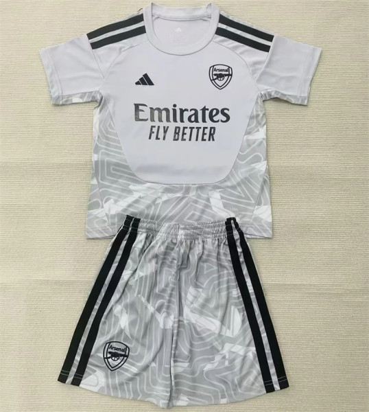 Kids kit 26-27 Arse (Goalkeeper) Thailand Quality