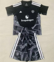 Kids kit 26-27 Manchester United (Goalkeeper) Thailand Quality