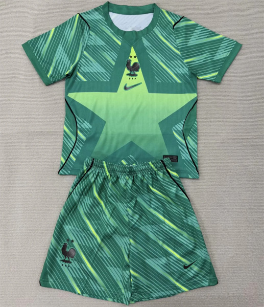 Kids kit 2026 France (goalkeeper) Thailand Quality