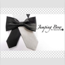Jumping Bow Tie by Guan Da Wu
