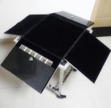 * Automatic Doves to Cockatoo/Dog - Remote Control