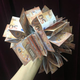 Spring Bills (US Dollar/Japanese Yen/Euro, Large)