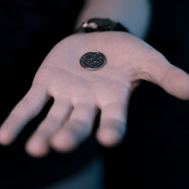 * Catch (Gimmicks and Online Instructions) by Vanishing Inc