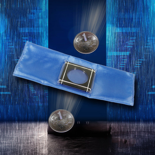 Deluxe Crystal Coin Case by Kupper Magic