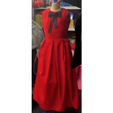 * Three Quick Costume Changes for Lady