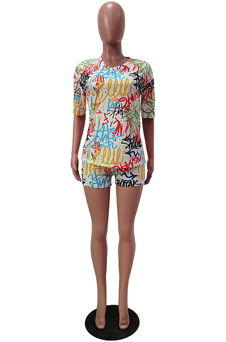 Casual Graffiti Print Sports Short Sleeve Shorts Two-Piece TRS1138