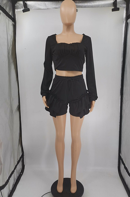Red Low Cut Long Sleeve Crop Top Cute Mid Waist Ruffle Shorts Two-Piece MTY6566-1