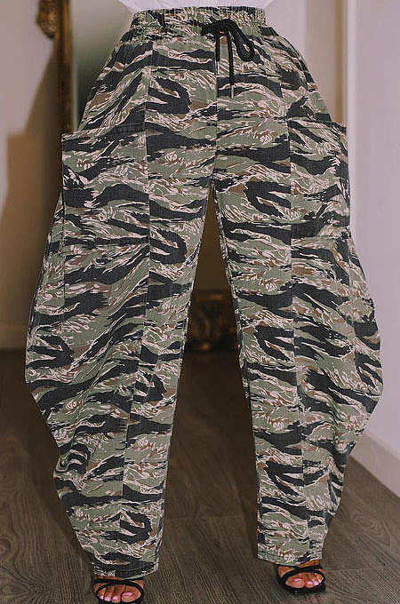 Green Loose Mid Waist Fashion Casual Multicolor Camo Long Pants AYA7026-1