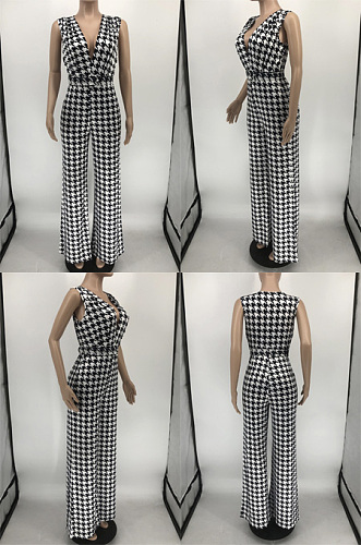 Sleeveless deep V check print Jumpsuit with waistband RMH3301