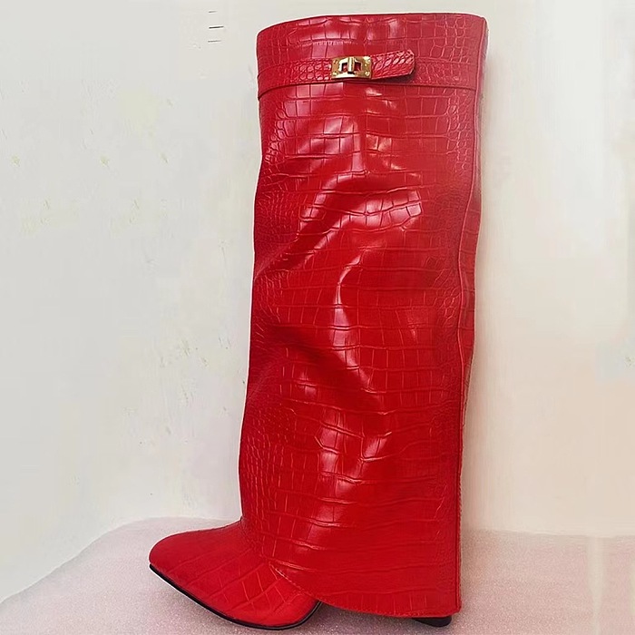 PULL ON CALF BOOTS