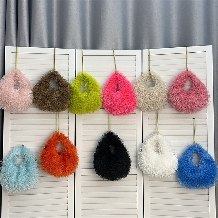 SUPER WHOLESALE | Furry Shoulder Bag