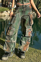 SUPER WHOLESALE | Aged Loose Cargo Pockets Jeans