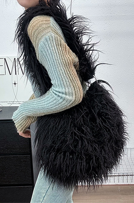 SUPER WHOLESALE | Furry Big Size Shoulder Bag