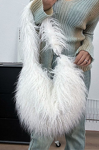 SUPER WHOLESALE | Furry Big Size Shoulder Bag