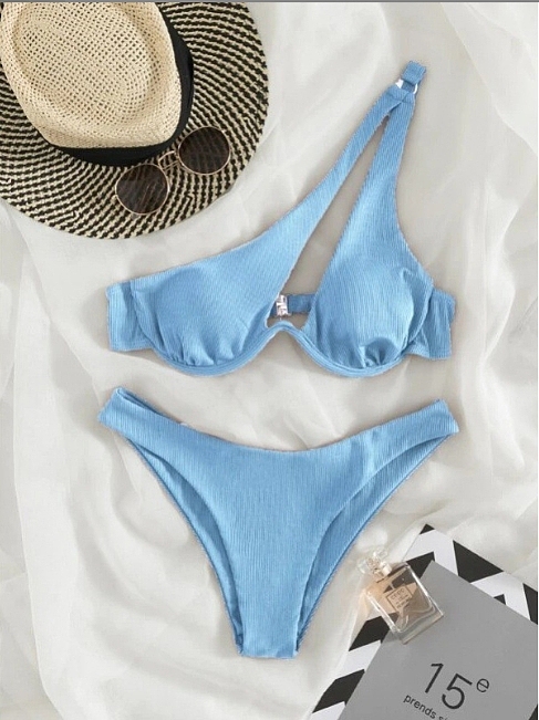 SUPER WHOLESALE | Pit Material Pactchwork Not Symmetrical Cropping Swimwear