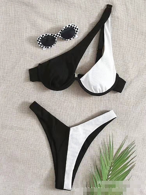 SUPER WHOLESALE | Pit Material Pactchwork Not Symmetrical Cropping Swimwear