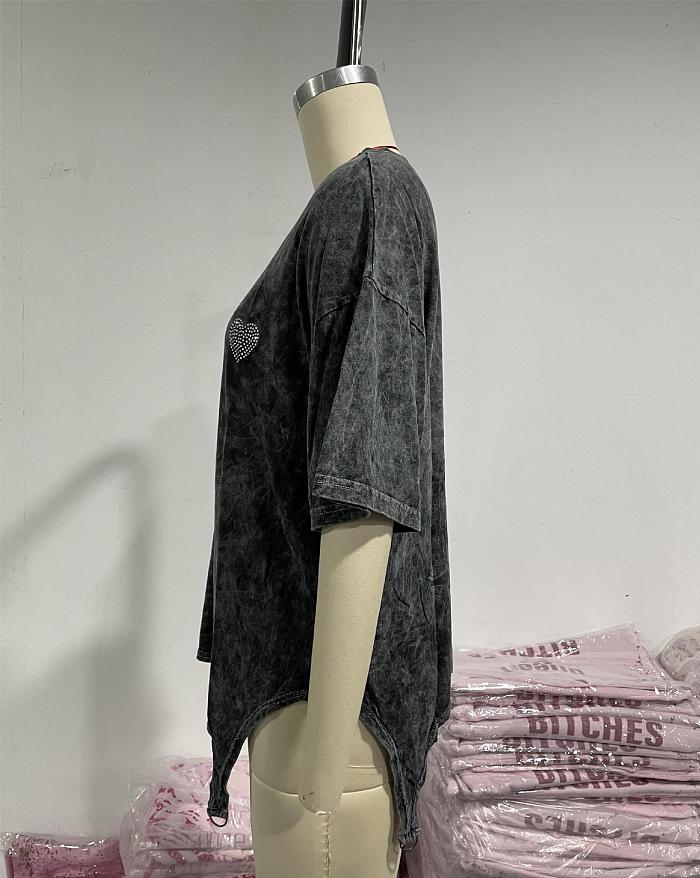 SUPER WHOLESALE | Dark Grey Rhinestone Heart Decor T-shirt