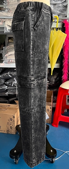 SUPER WHOLESALE | Loose Cargo Pants in Grey