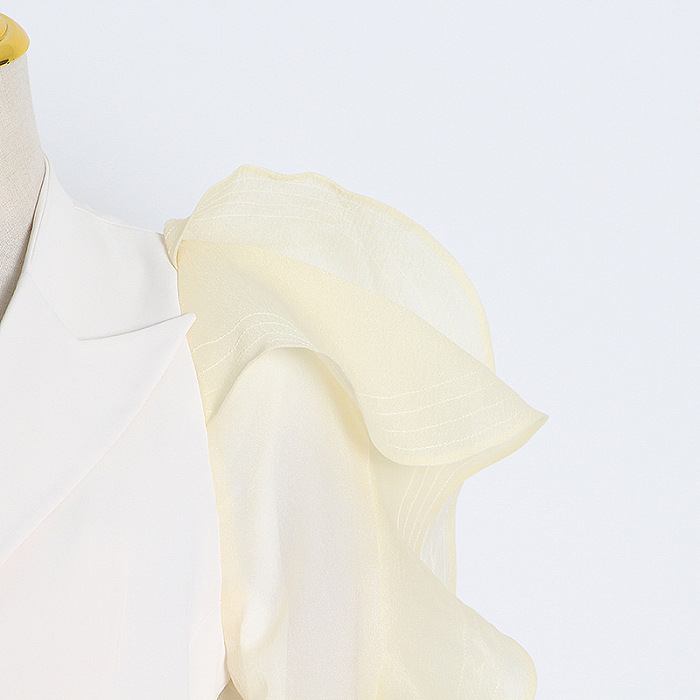 SUPER WHOLESALE |  Wave Shoulder Blazer