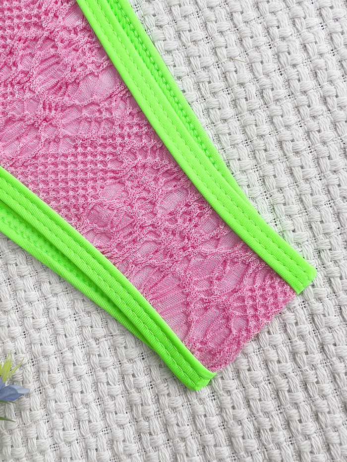 SUPER WHOLESALE | Colorblock  Backless Swimsuit with Patchwork Design