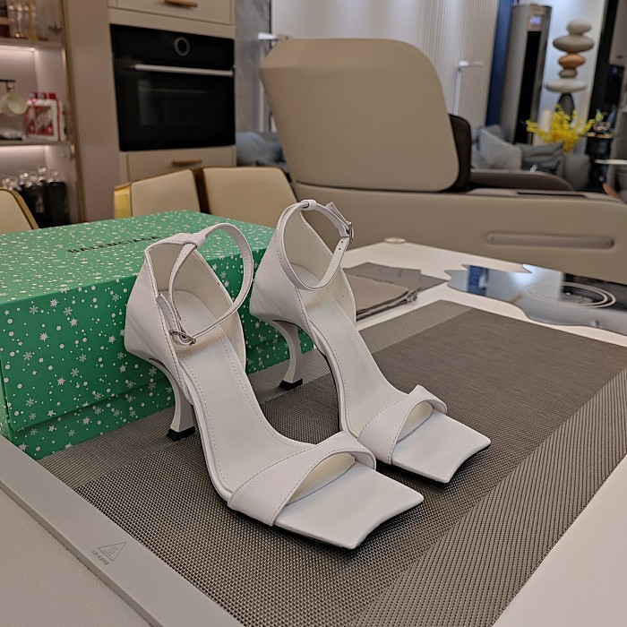 SUPER WHOLESALE | WOMEN'S HOURGLASS 100MM SANDAL IN WHITE