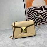 SUPER WHOLESALE| VALENTINO GARAVANI - One Stud Small Leather Shoulder Bag