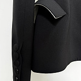 SUPER WHOLESALE| Contrast Color Hidden Button Tailored Blazer