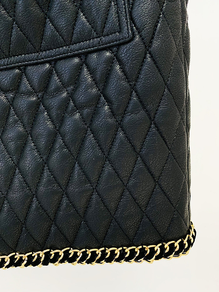 SUPER WHOLESALE| Embossing Leather Skirt with Gold Button