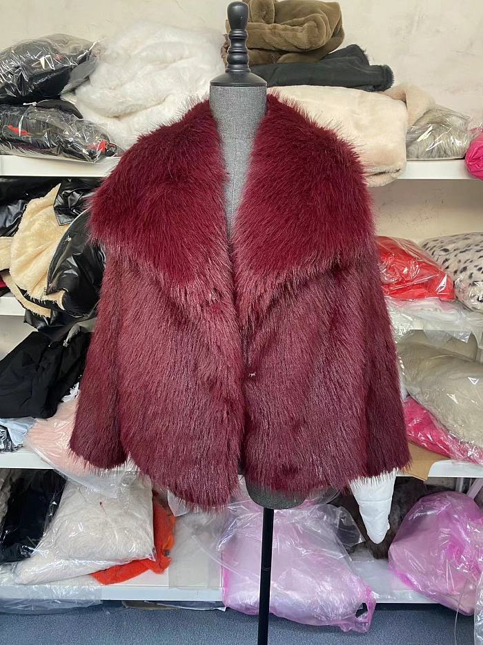 SUPER WHOLESALE | Turn-down Wool Top in Wine Red